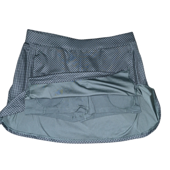 Womens All In Motion, Size Large, Stylish Checkered Skort, NWT!! - Picture 2 of 4